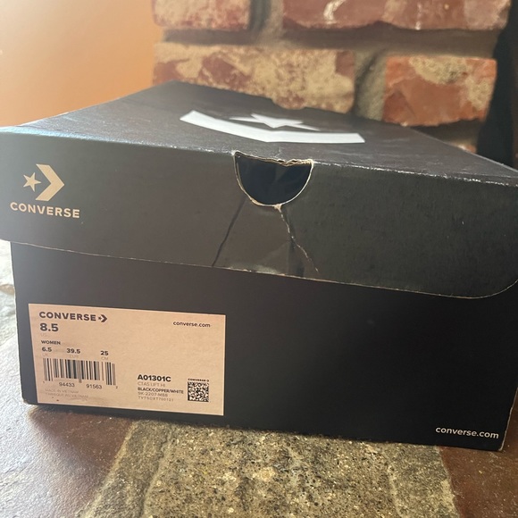 Converse - Picture 7 of 8